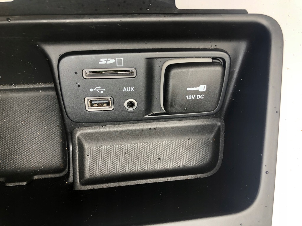 фото №1, Jeep cherokee kl разъём usb sd aux 2014-