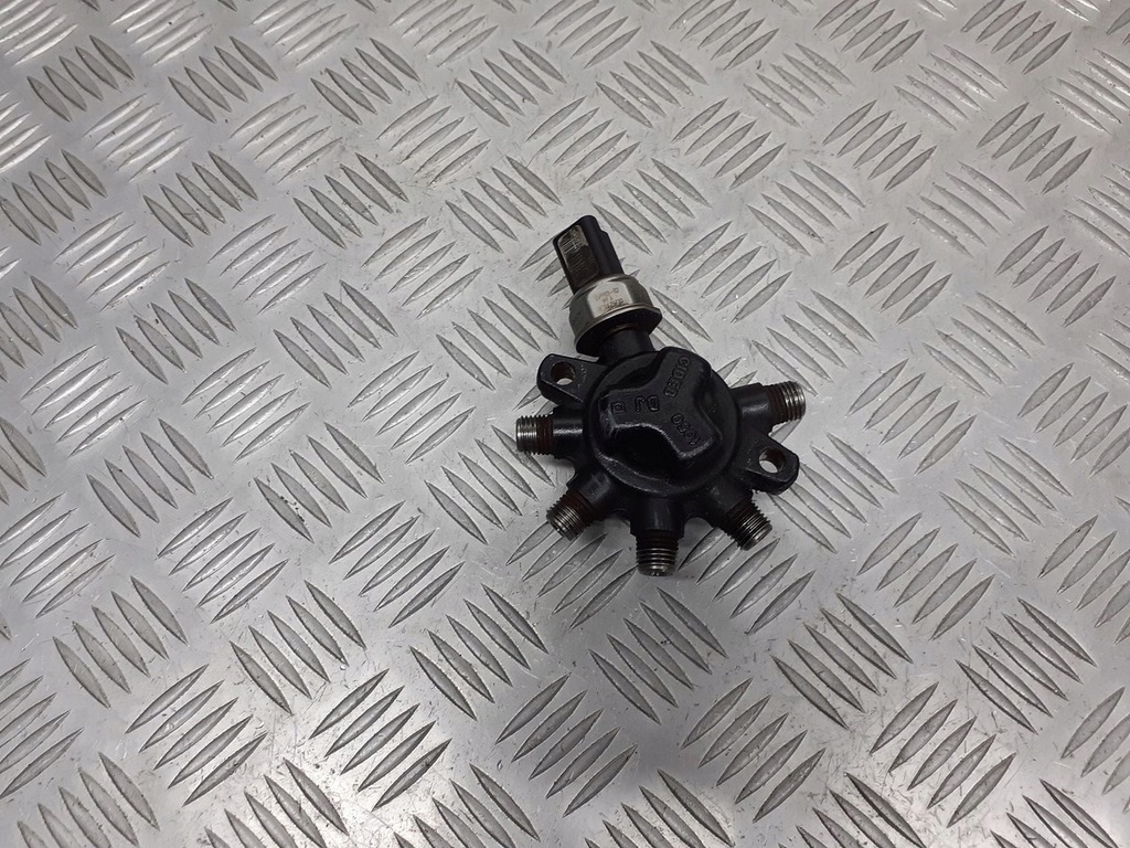 фото №1, Распределитель топлива renault clio iii 1.5 dci