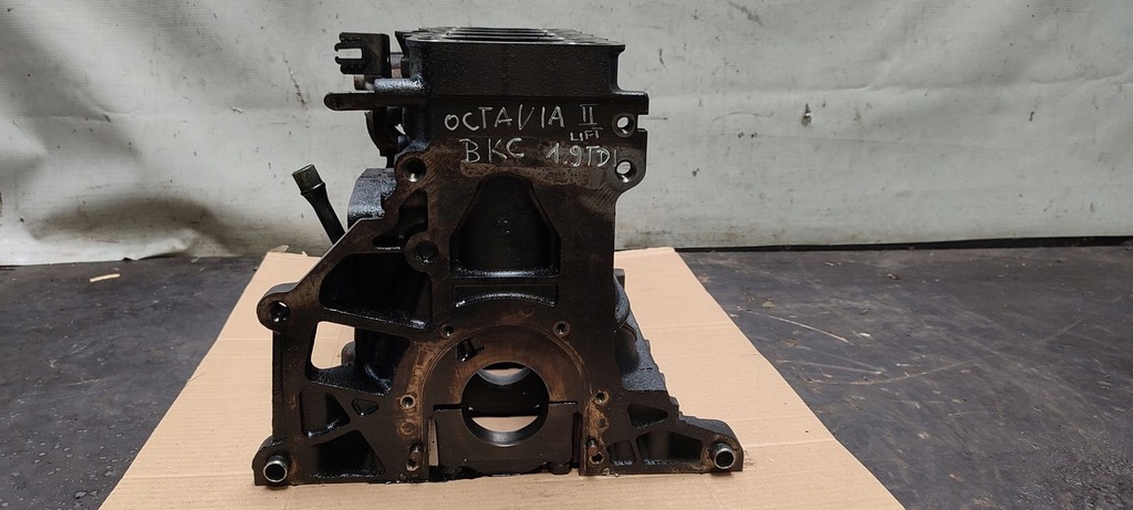 фото №9, Блок dół двигуна skoda octavia ii lift 1,4 tsi