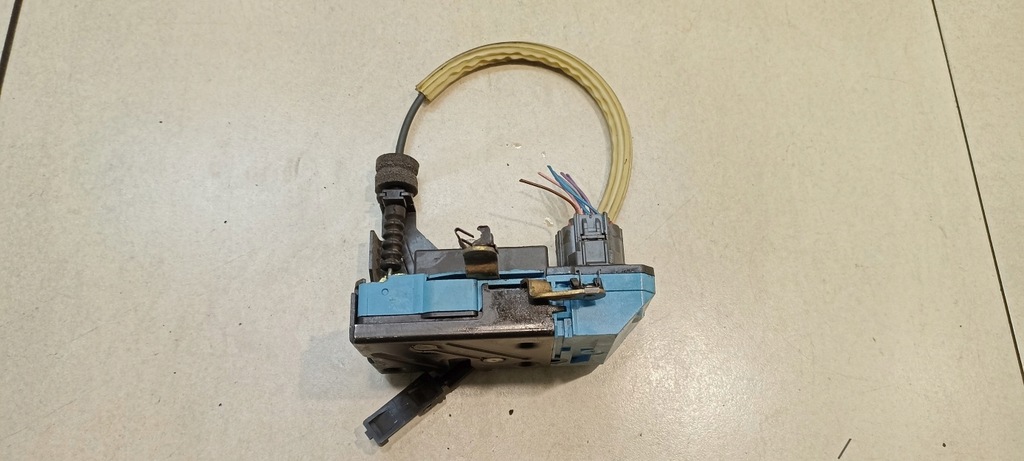 фото №6, Замок дверь левый перед volvo s60 i 2.4 d5