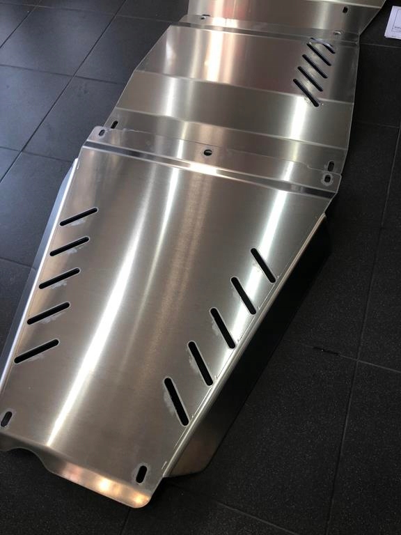 фото №9, Защита двигателя защита aluminiowe радиатор suzuki grand vitara