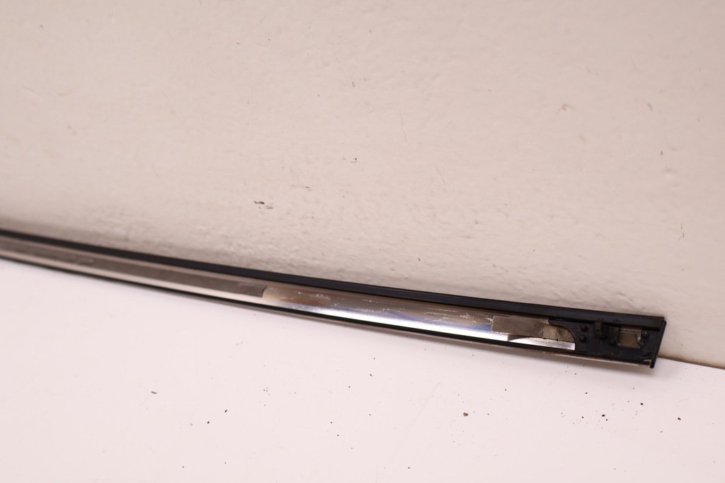 фото №7, Kia niro i молдинг декоративная дверь правая задняя