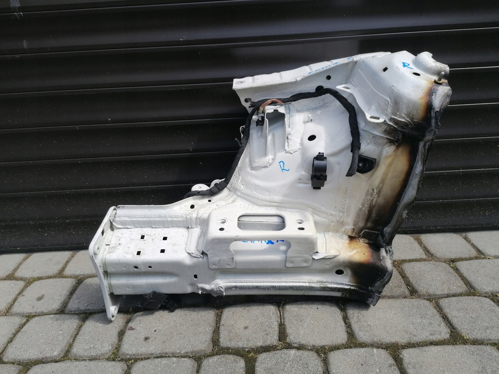 фото №1, Skoda kamiq четверть лонжерон правая демонтаж оригинал 2019-