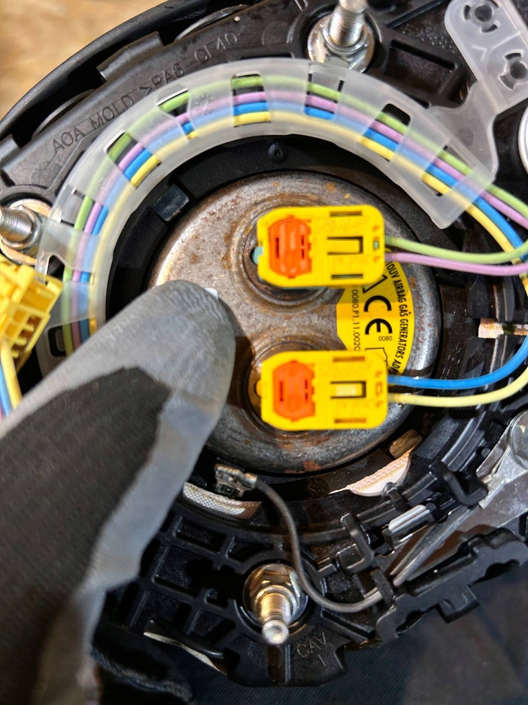 фото №6, Mercedes-benz gls x166 2018 приборная панель приборная панель ремни кожа подушка безопасности