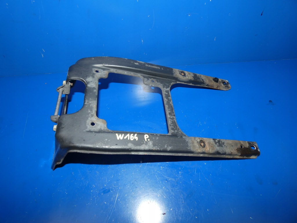 фото №1, Mercedes ml w164 pas передній кронштейн кронштейн