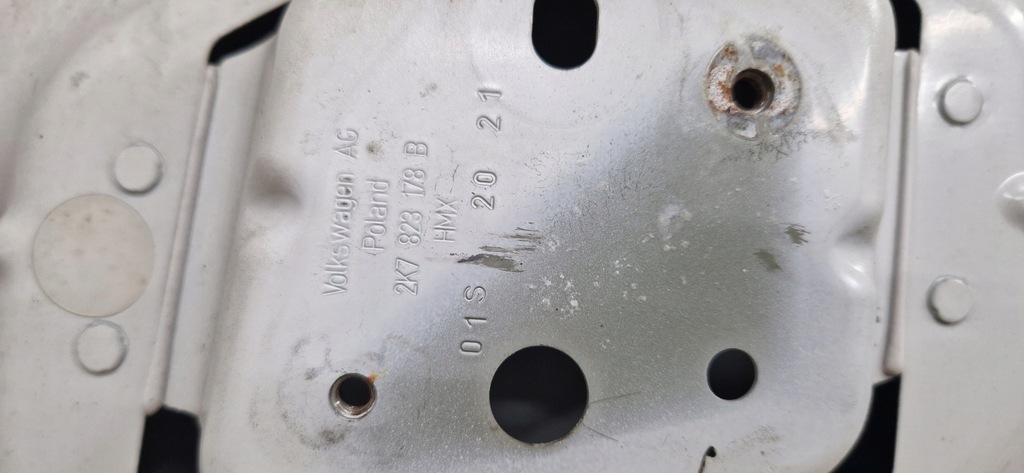 фото №8, Капот vw caddy v 2k7 крышка двигателя caddy v 2k7