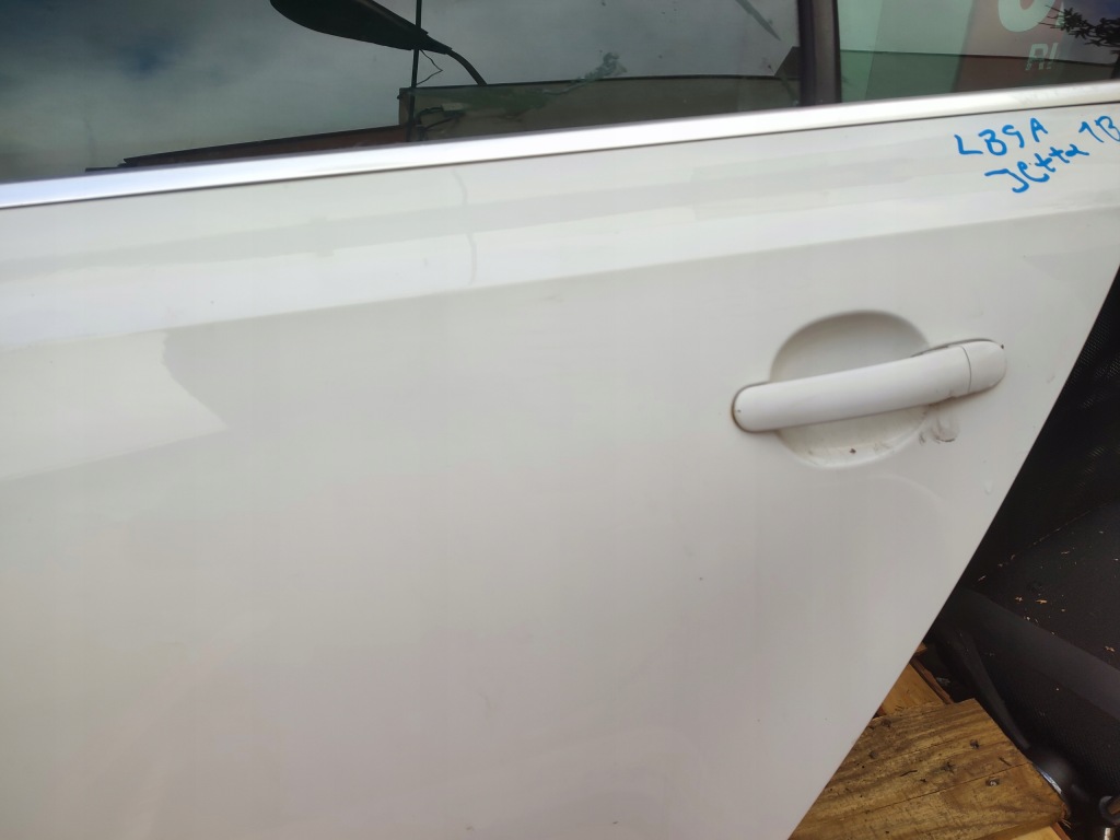 Двері лівий задній ліва задні volkswagen jetta vi lb9a Оригінал