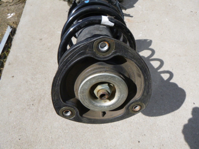 фото №4, Амортизационная стойка поворотный кулак правая t-cross 2q0256ad