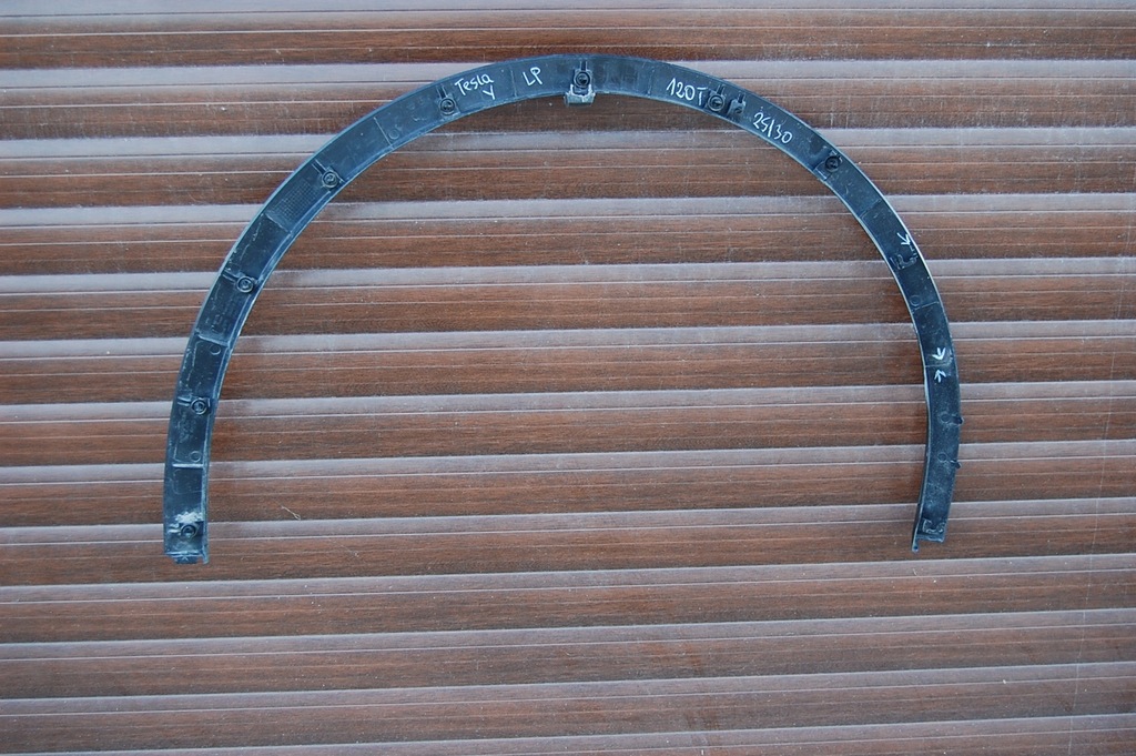 фото №9, Молдинг крила перед права tesla y 168385900-00a