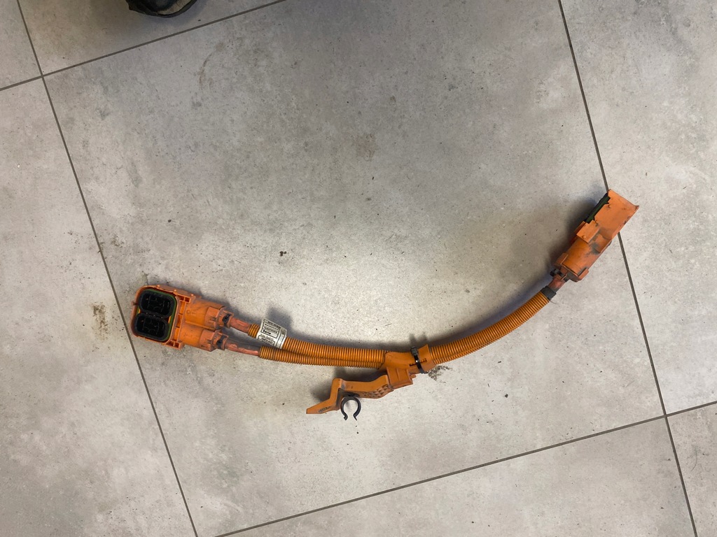 фото №1, Bmw i3 жгут шланг 7647014