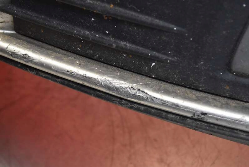 фото №6, Бампер перед передний серебристый volvo v50 03-11