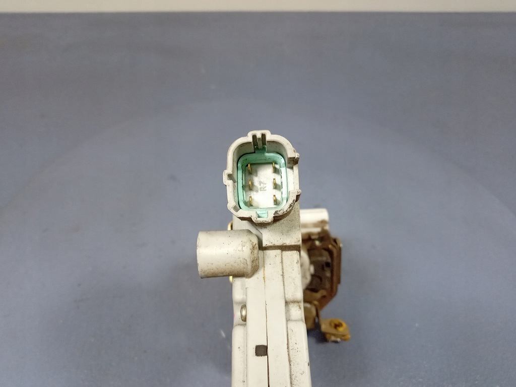 фото №5, Terrano ii maverick замок дверь перед правый 6 pin