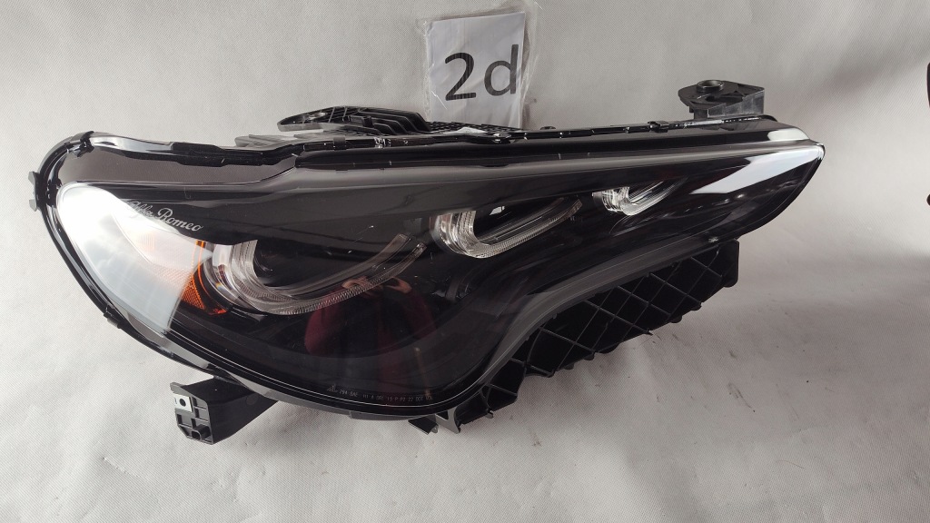 Alfa romeo stelvio америка full led лівий правий фара фара комплект Доставка