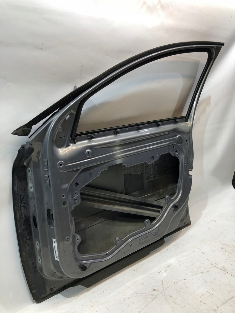 фото №7, Volvo v50 дверь правый перед передние пассажира