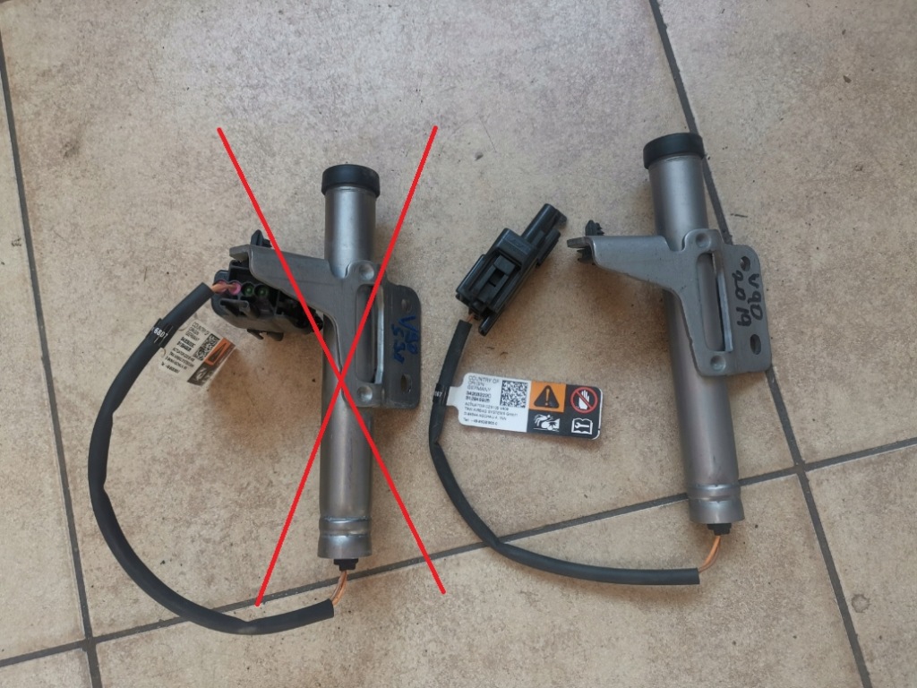 фото №1, Volvo v90 s90 - патрон капот петля левый правый