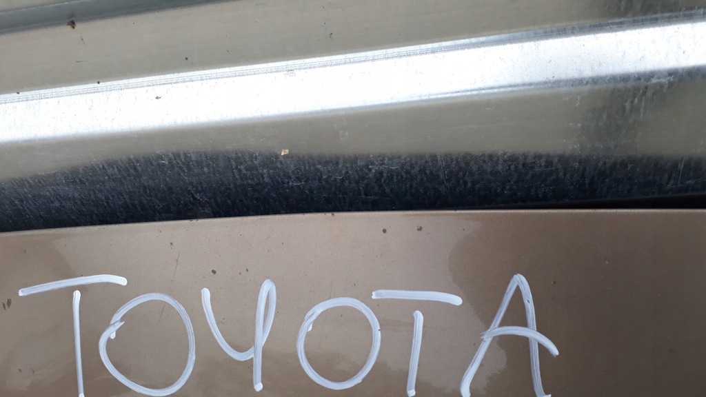 фото №5, Капот toyota avensis t25 4q9