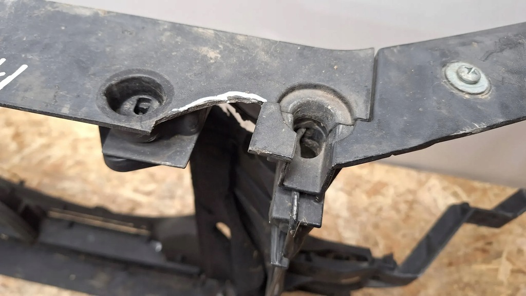 фото №5, Pas передній підсилювач передній 4d0805571ab audi a8 d2 lift