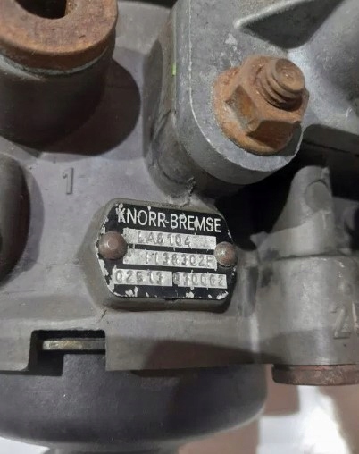 фото №3, Осушитель воздуха клапан основание iveco eurocargo