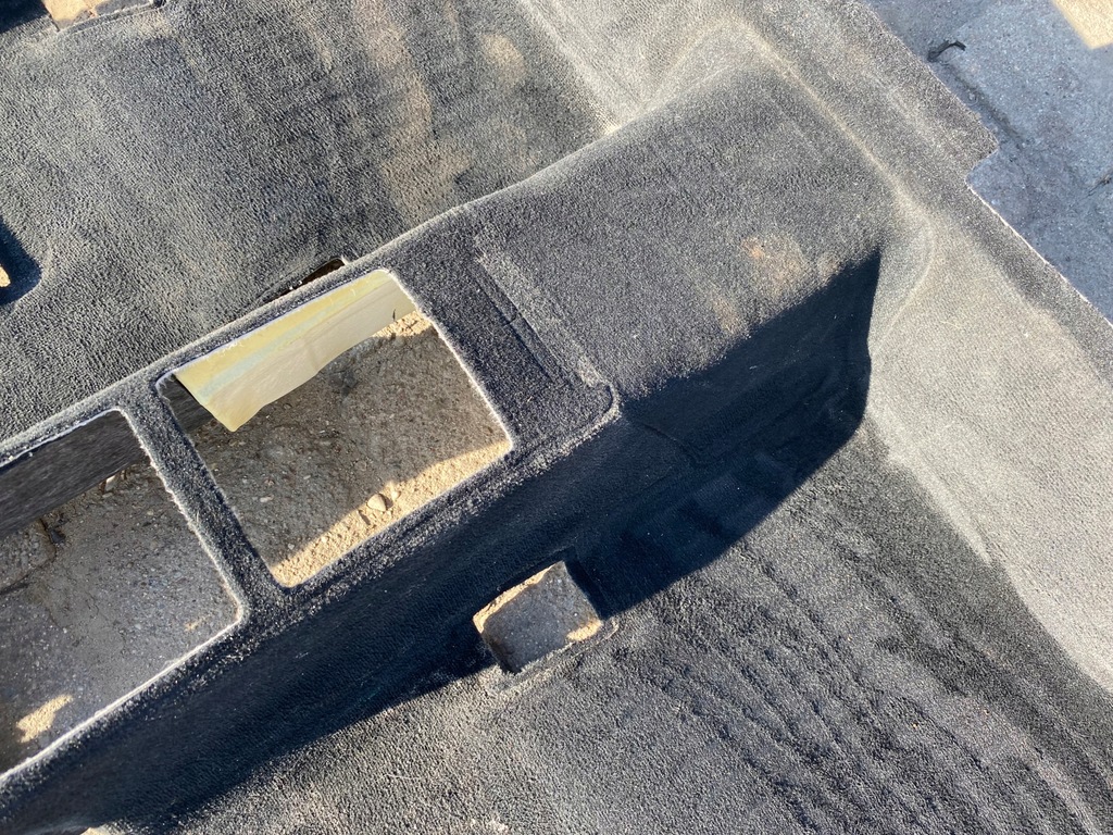 фото №7, Обшивка задня килимок правий лівий перед w213