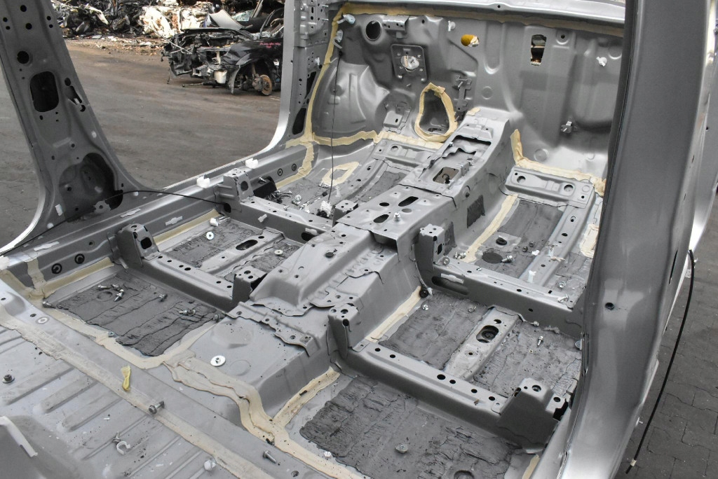 фото №9, Чверть крила лівий правий задня блок двигуна поріг toyota yaris cross 20-