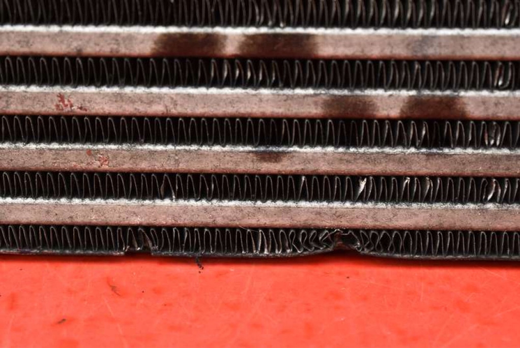 Радиатор интеркулер 144960006r renault megane 3 3 1.5 dci 85 km 08-14 Недорого