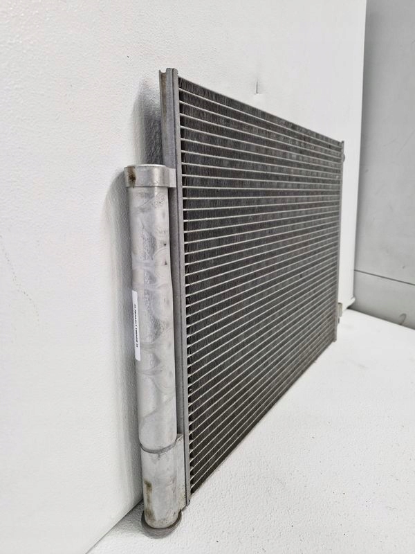 Renault twingo 3 3 1.0 sce радиатор кондиционера кондиционер 921001697r Киев