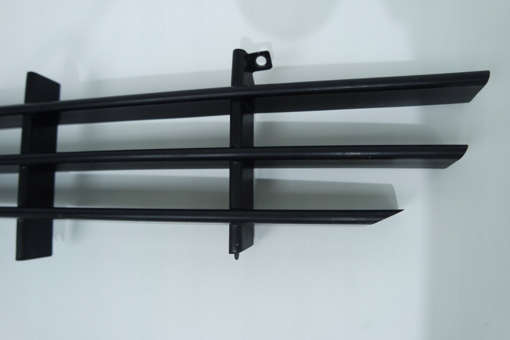 64122200 решётка радиатора решётка радиатора бампера ferrari 355 Киев