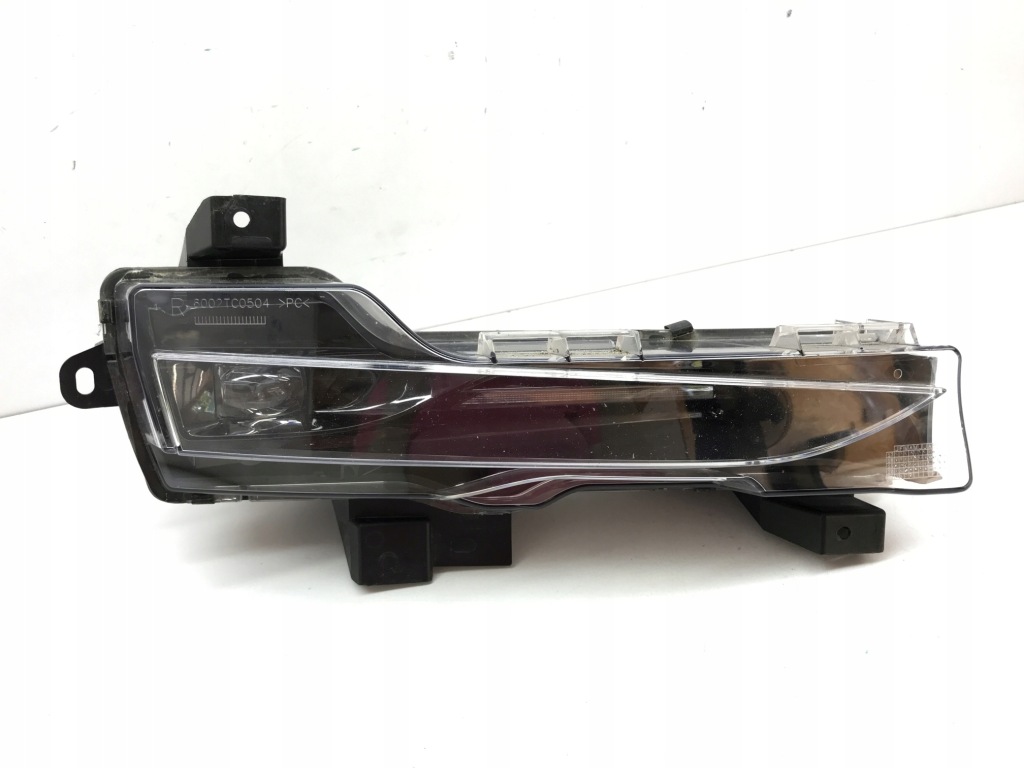 Купить Tesla model 3 противотуманная фара правый led drl 1077396-00-c