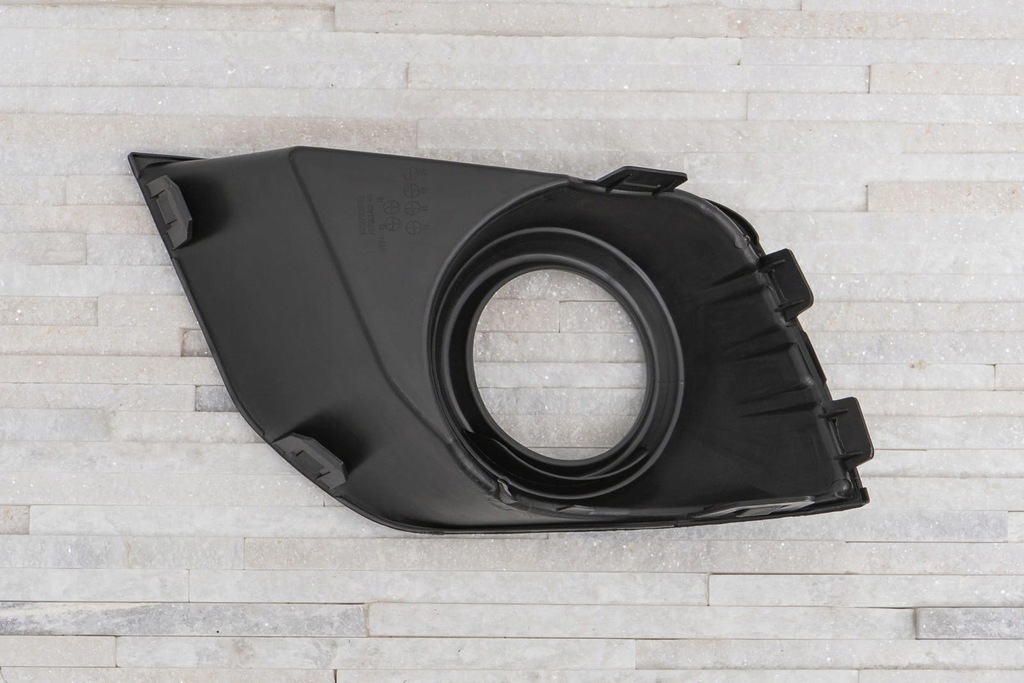 фото №10, Mitsubishi asx решітка протитуманної фари права 8321a718