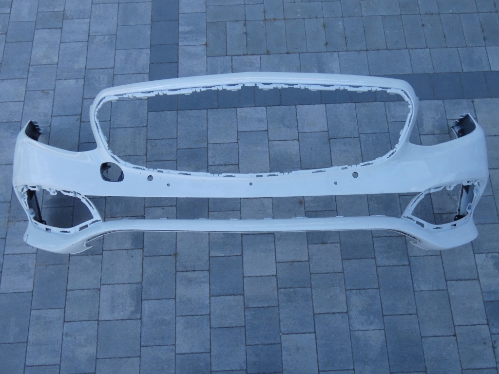 Купити Решітка радіатора mercedes e-klasa w-213 avangarda