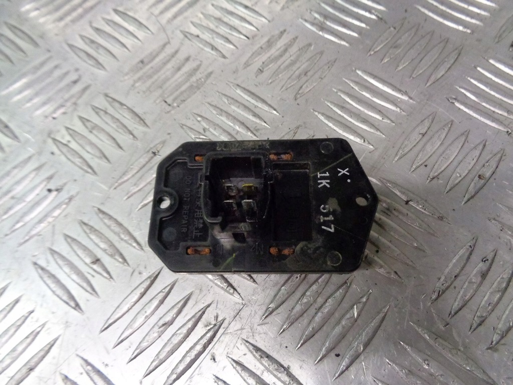 фото №1, Резистор резистор вентилятор toyota yaris ii