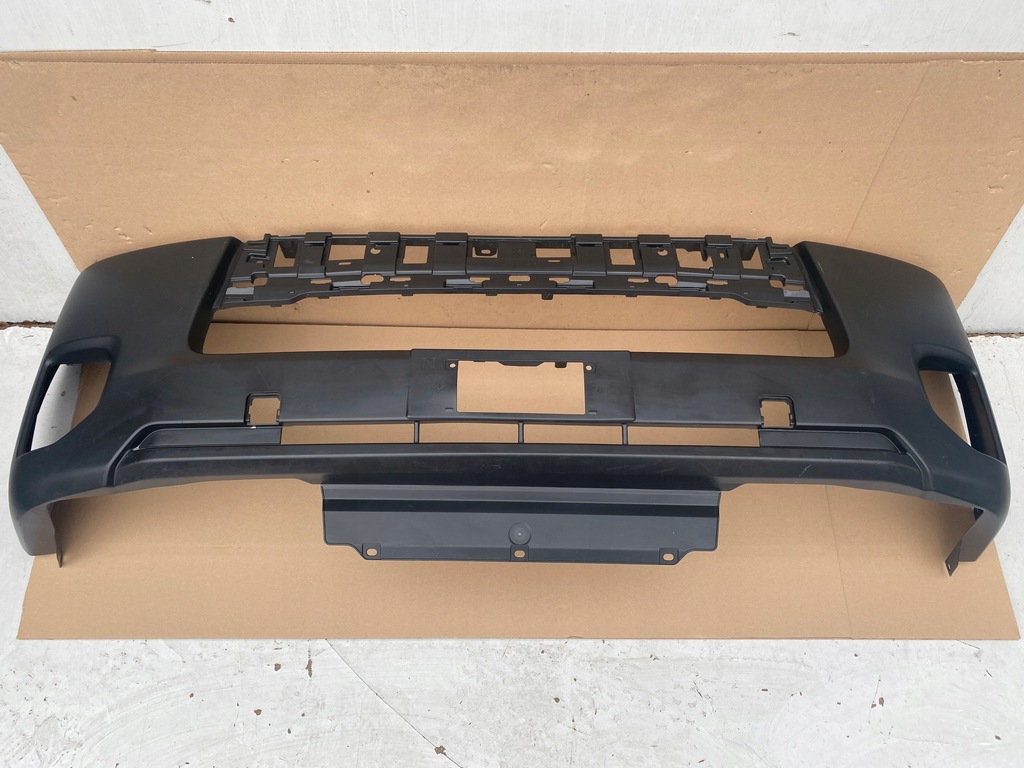 фото №1, Toyota hiace 2010- бампер передний перед org