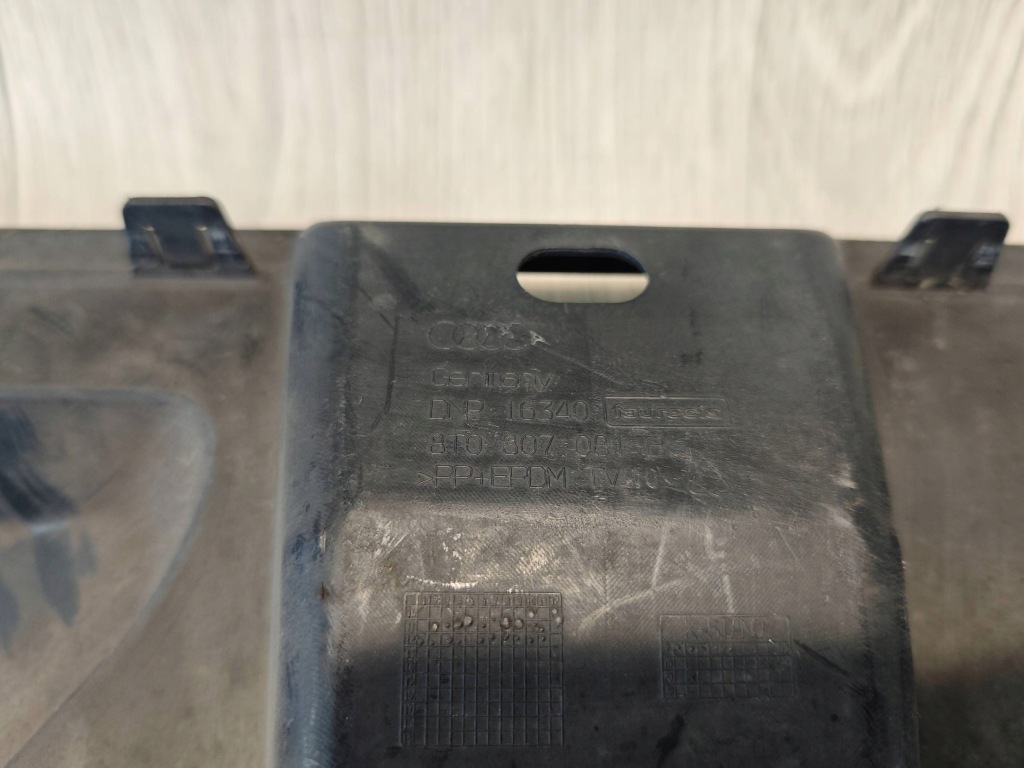 Audi a5 8t 8f рестайлинг  12-16 накладка поперечина перед 8t0807081b в Украине