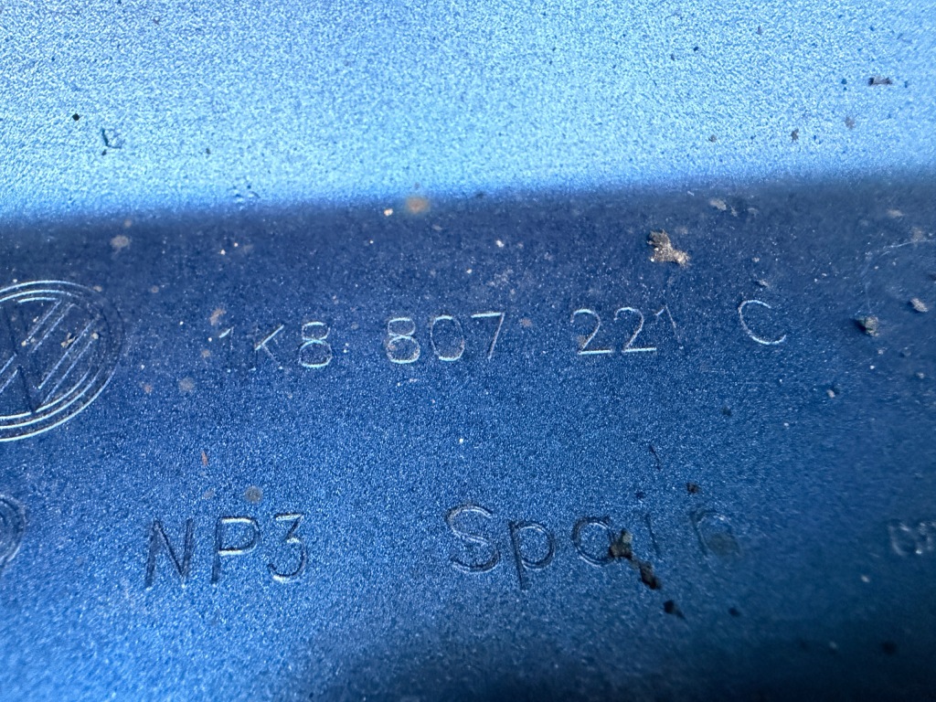 Бампер перед передний vw scirocco 3 08-14 1k8807221c Киев