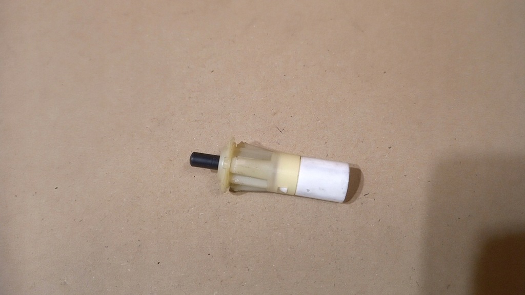 фото №1, Citroen berlingo peugeot renault выключатель 9834999280