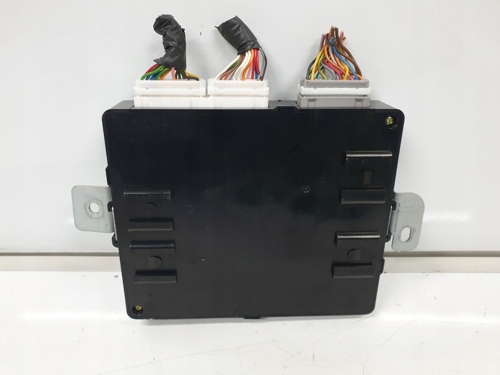 фото №6, Hyundai ix35 модуль комфорту bcm