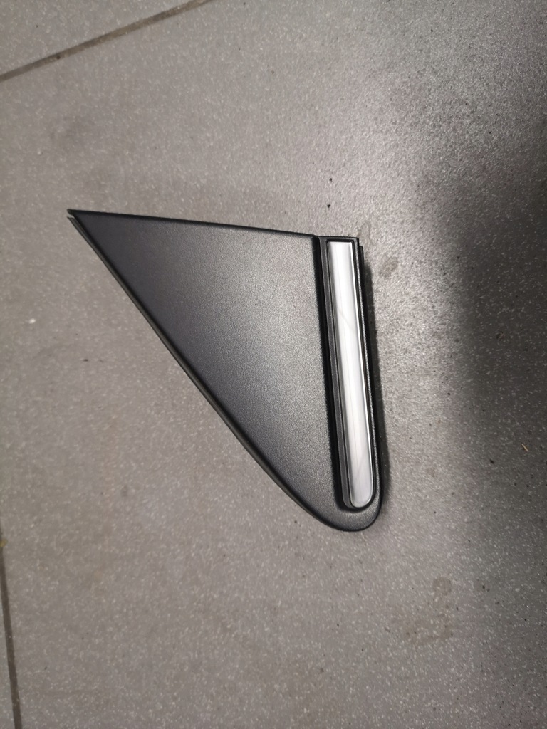 фото №1, Заглушка крыла левая toyota avensis x4009-929