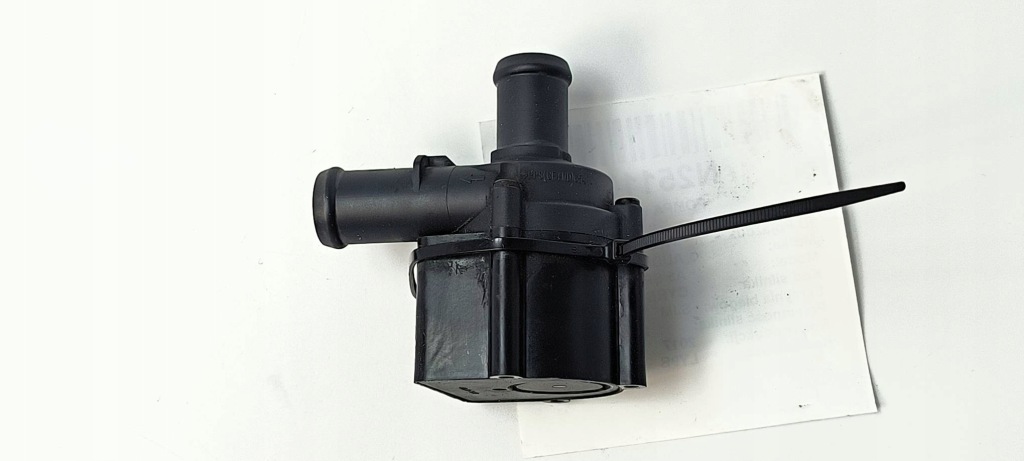 фото №1, Помпа воды 06h121601n audi a5 f5 sportback