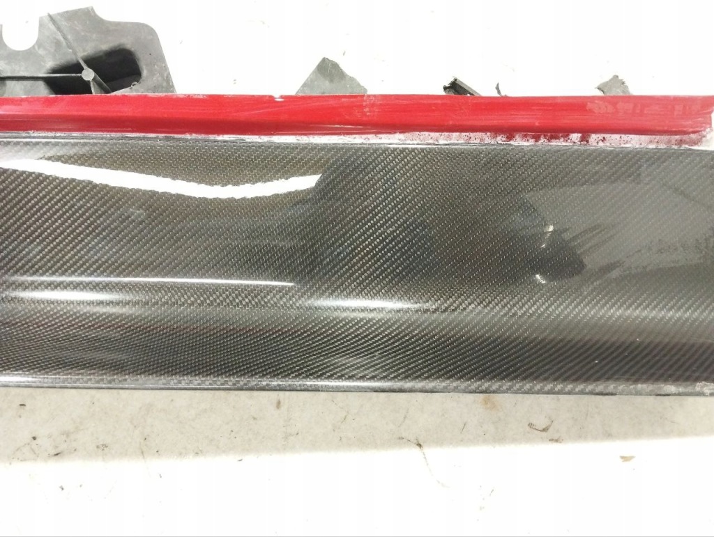 Внутрішній поріг дверний maserati mc 20 cielo 2023 з лівий Недорого