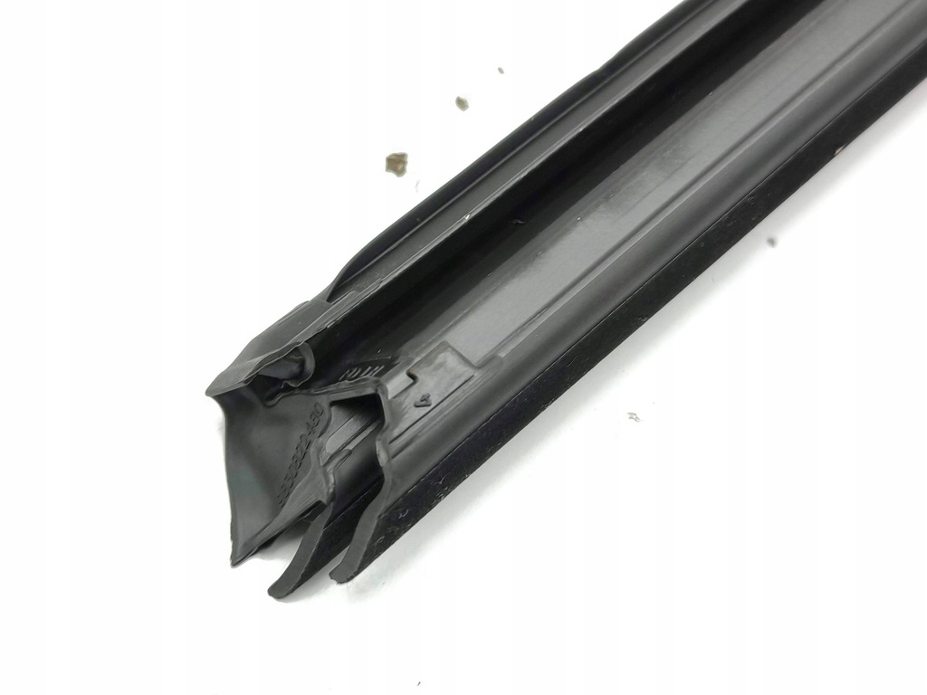 фото №5, Opel astra l 2023 прокладка стекло дверь передних