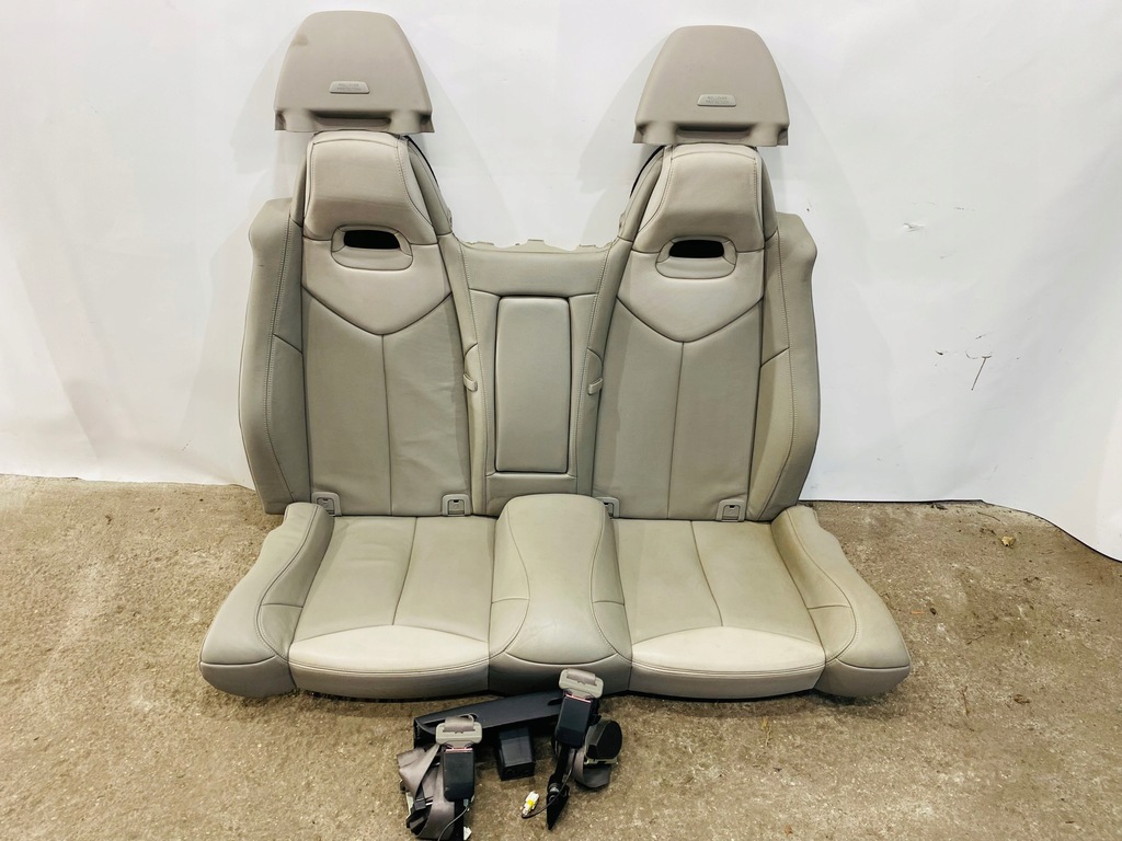 фото №10, Сидіння заднє сидіння світла шкіра шкіряний обшивки peugeot 308 cc cabrio