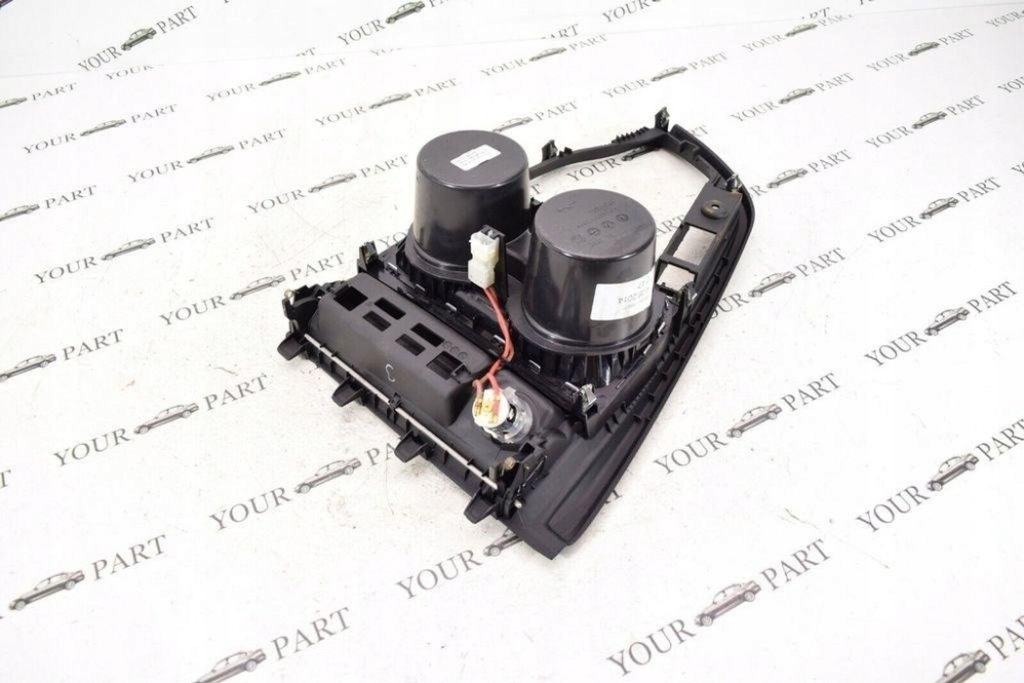 фото №12, Кронштейн na чашки bmw 3 f30, f80 9218925 3.0l дизель 2012