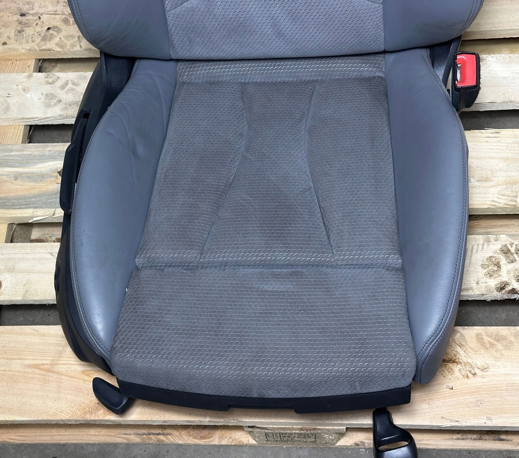 фото №9, Audi a3 s3 8v sline 2017 перед сторона правая сиденья, сиденье 5q4881106d