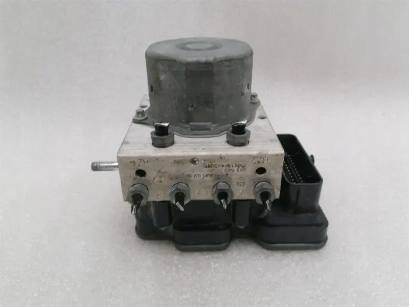 Mercedes gla45 amg x156 насос a.b.s a1764310300 насос abs блок гідравлічний Ціна