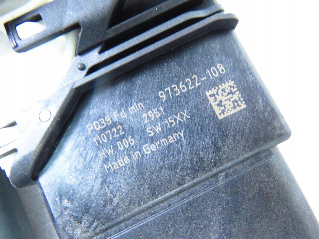 фото №5, Підйомник скло правий задній vw jetta vi 3c0959704b