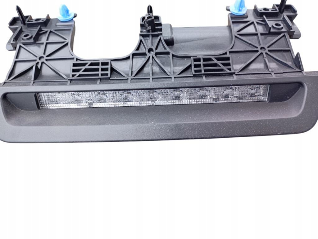 Третий свет стоп-сигнал dacia duster ii оригинальный номер 265958992d Недорого