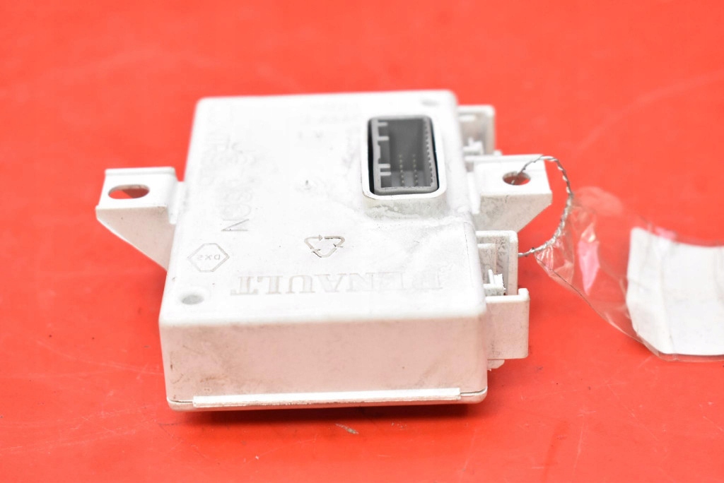 фото №6, Блок керування модуль навігації 283467680r renault clio 4 iv 12-20