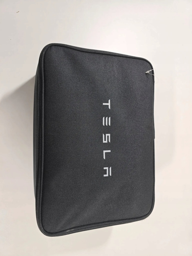 Tesla model y 2022 стельовий Ціна