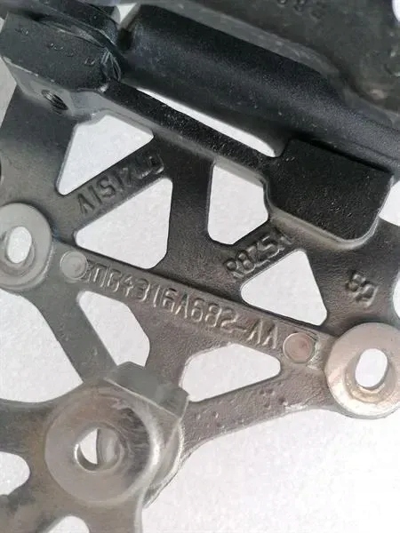 фото №6, Aston martin rapid s bonnet hinge set dg43-16801aa капот