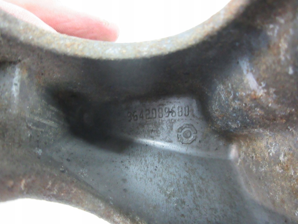 фото №5, Lancia phedra fiat ulysse 01-10 2.0 2.2 jtd кронштейн подушка двигателя